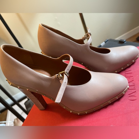Valentino Garavani Mary Jane Size 36 EUC Blush Pink Color - Picture 14 of 15